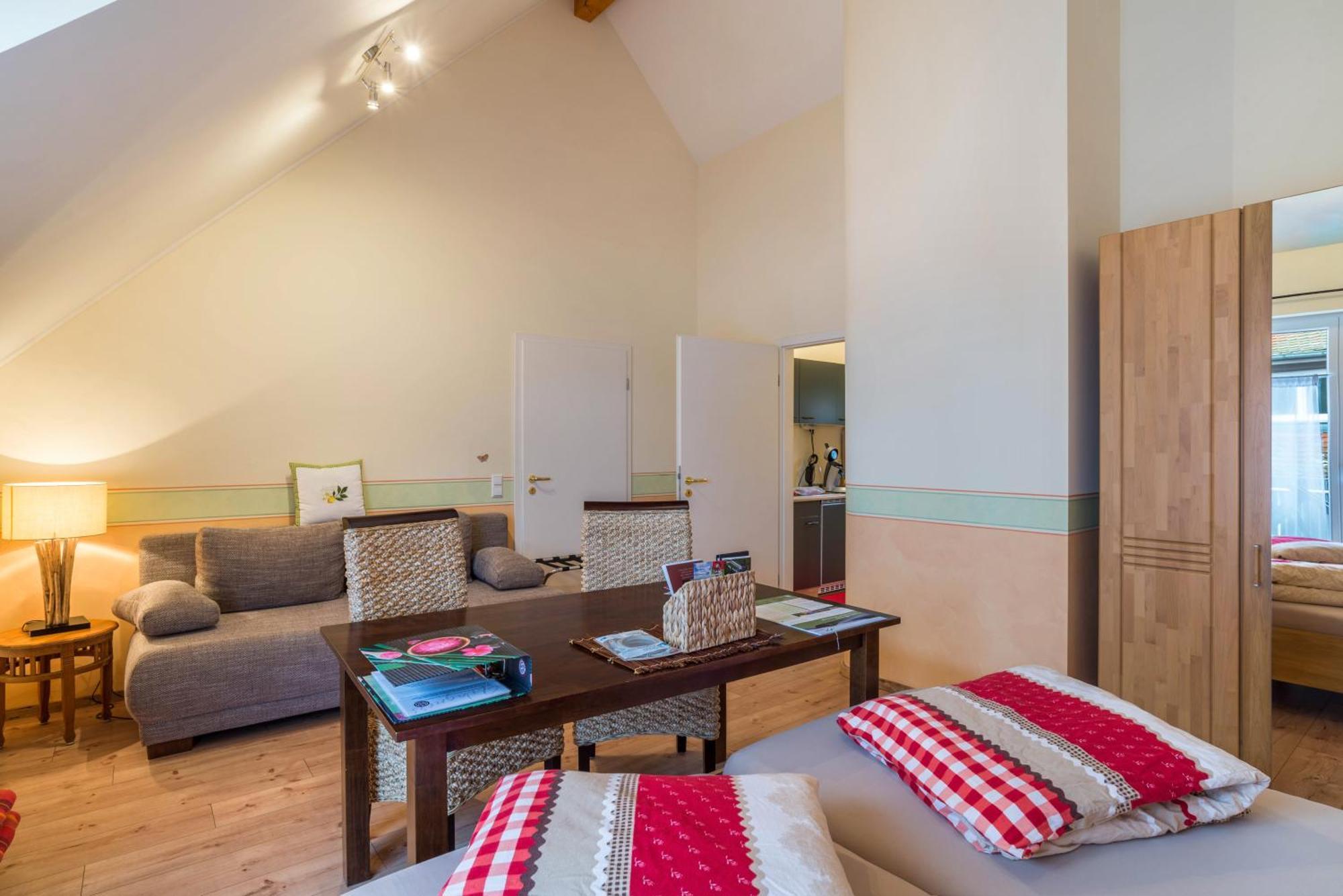 Schusterjunge Aparthotel ซัสบาควัลเดิน ภายนอก รูปภาพ