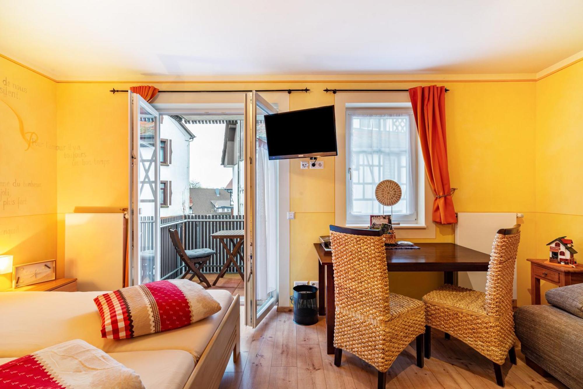Schusterjunge Aparthotel ซัสบาควัลเดิน ภายนอก รูปภาพ