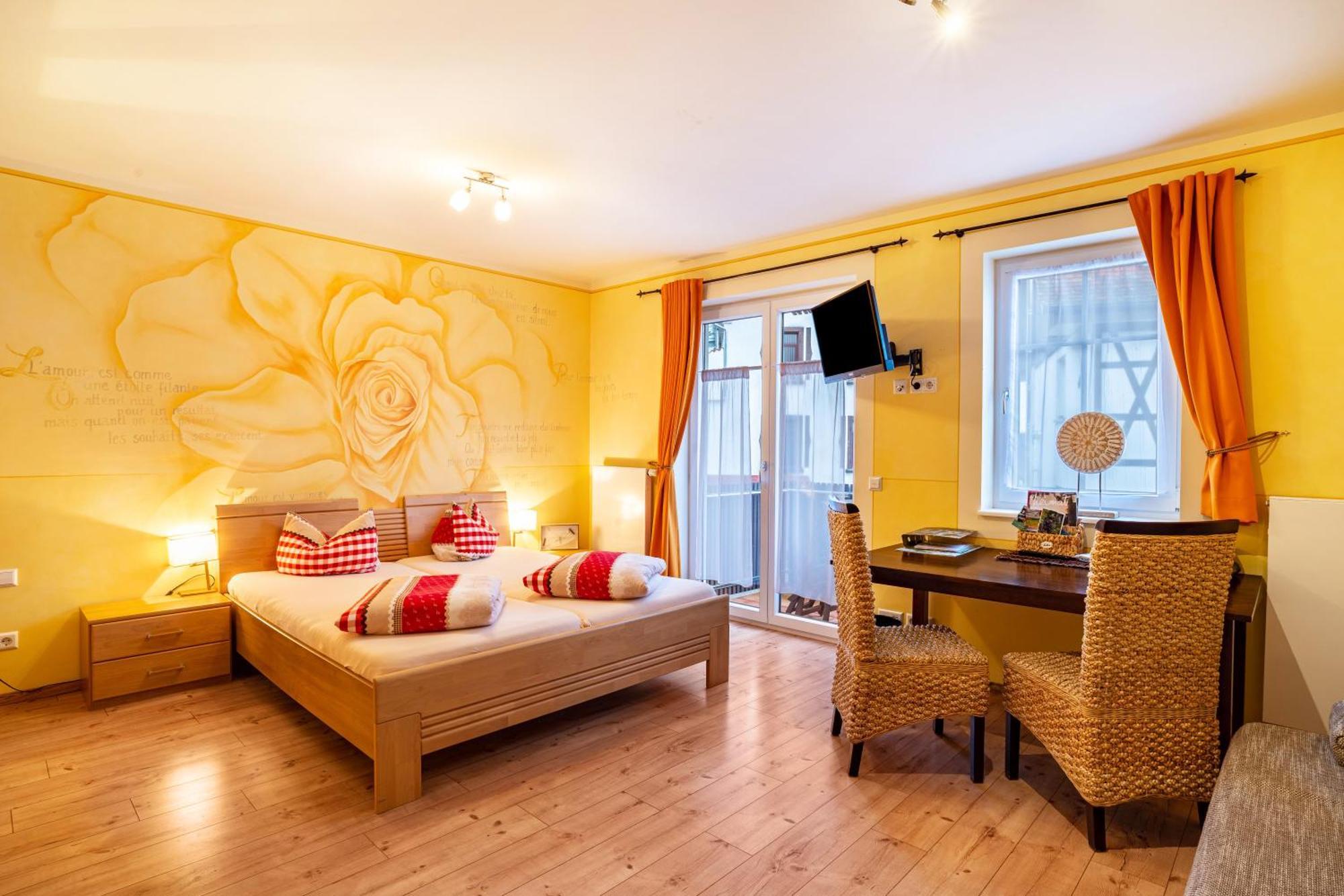 Schusterjunge Aparthotel ซัสบาควัลเดิน ภายนอก รูปภาพ