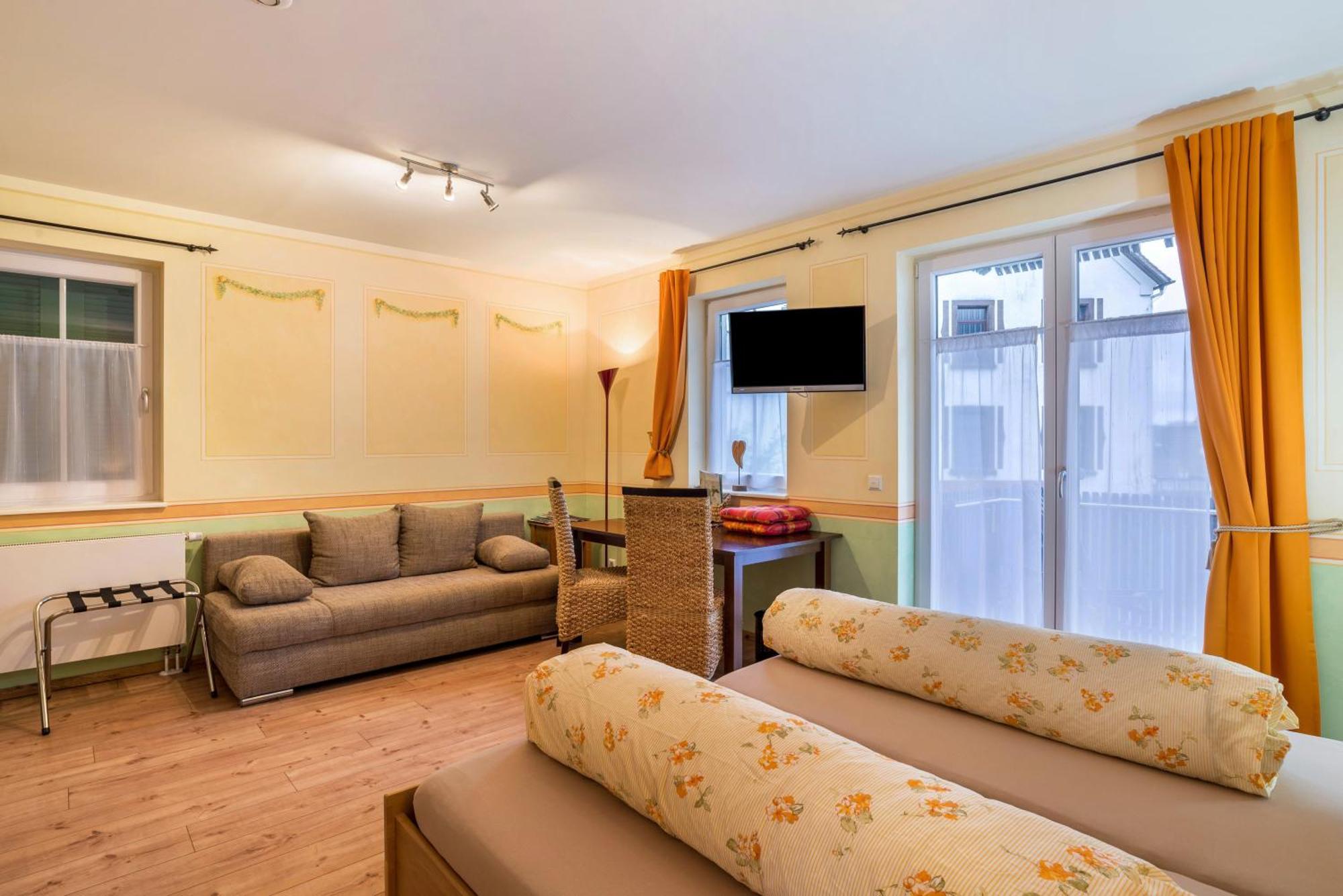 Schusterjunge Aparthotel ซัสบาควัลเดิน ภายนอก รูปภาพ